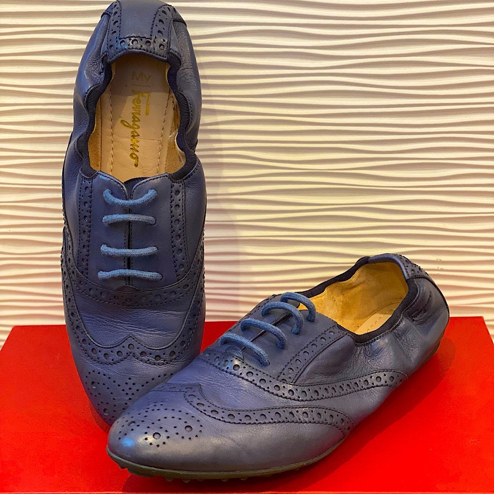 Salvatore Ferragamo Ladies Leather Flats